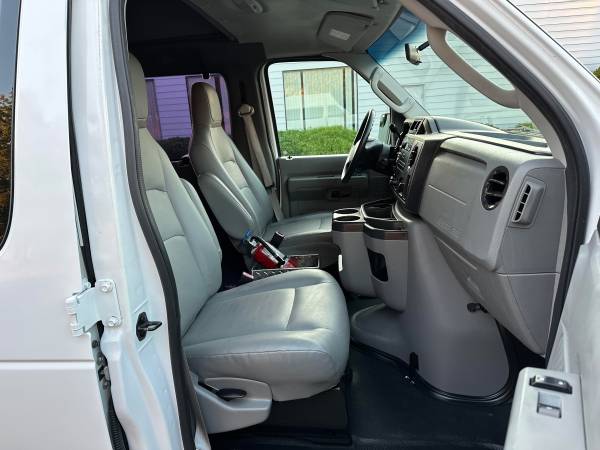2012 Ford E150 WHEELCHAIR VAN - 1 OWNER/SERVICED/ONLY 32K MILES! for sale in Beaverton, OR – photo 17