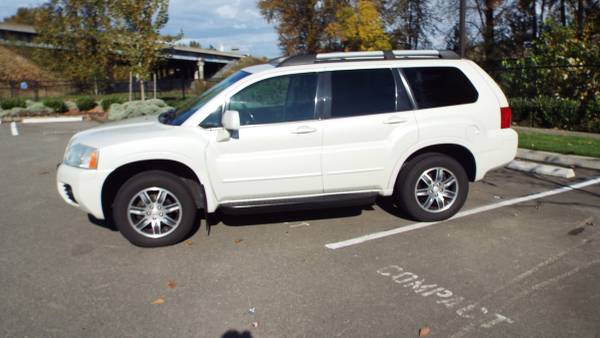 2004 MITSUBISHI ENDEAVOR - cars & trucks - by owner - vehicle... for sale in Seattle, WA – photo 3