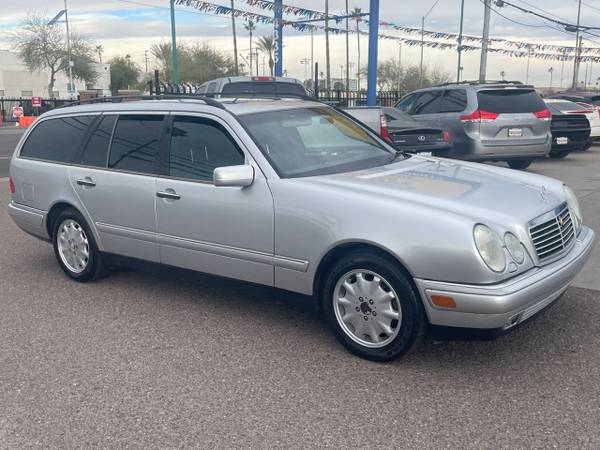 1999 Mercedes-Benz E320 wagon, CLEAN CARFAX CERTIFIED, WELL SERVICED for sale in Phoenix, AZ – photo 2