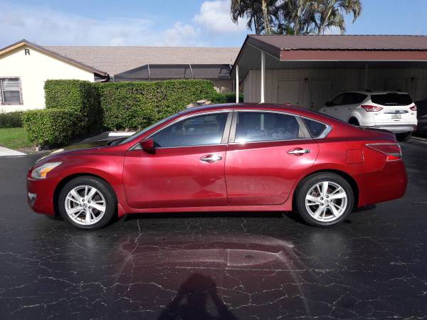 2013 Nissan Altima SV Runs & Drives 62K Miles Parts Only ! for sale in Pompano Beach, FL – photo 2