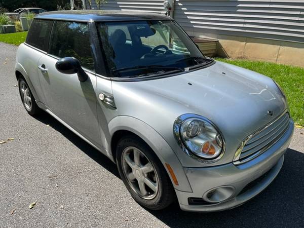 2009 Mini Cooper Hardtop LOWER PRICE/BEST OFFER for sale in Lititz, PA