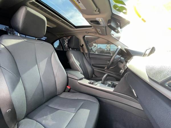 2018 BMW 3-Series 320i Sedan - - by dealer - vehicle for sale in El Paso, TX – photo 23