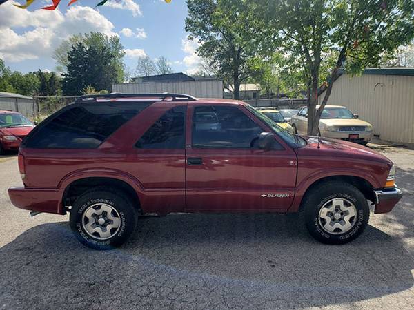 2001 Chevrolet Blazer LS - - by dealer - vehicle for sale in HIGH RIDGE, MO – photo 4