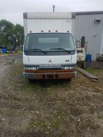 99 Isuzu Box truck for sale in Naperville, IL