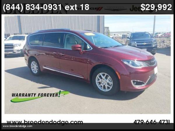 2020 Chrysler Pacifica Touring L - cars & trucks - by dealer -... for sale in fort smith, AR