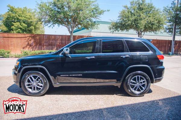 2018 *Jeep* *Grand* *Cherokee* *Limited* - cars & trucks - by dealer... for sale in Arlington, TX – photo 9