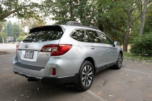 2015 Subaru Outback Limited - only 39248 miles! - - by for sale in Portland, OR – photo 4