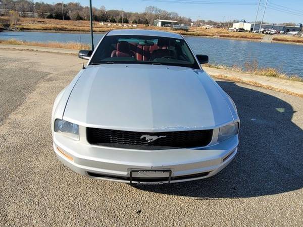 2005 Ford Mustang - Financing Available! - cars & trucks - by dealer... for sale in Fort Riley, KS – photo 23