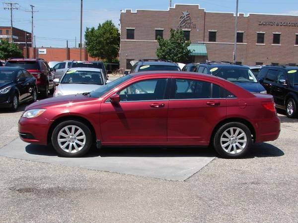 2011 Chrysler 200 Touring . Quick Approval. As low as $600 down. for sale in South Bend, IN – photo 4