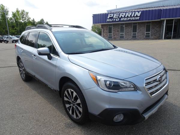 2017 SUBARU OUTBACK 2 5I LIMITED AWD-1-OWNER! - - by for sale in Comstock Park, MI – photo 4