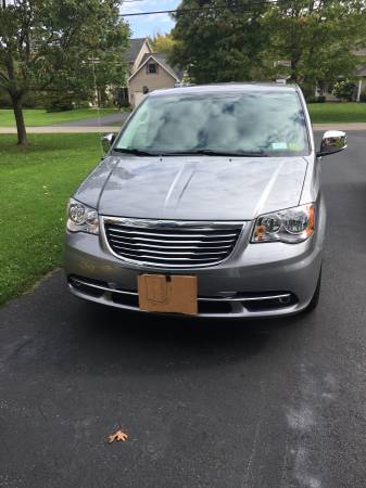 2014 Chrysler Town & Country Touring -L Minivan - Low Miles for sale in Elma, NY – photo 2