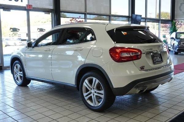 2015 Mercedes-Benz GLA 250 - cars & trucks - by dealer - vehicle... for sale in Cuyahoga Falls, OH – photo 9