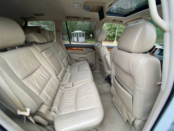 2006 Lexus GX470: LOW Miles 4WD DESIRABLE 3rd Row Seating for sale in Madison, WI – photo 15