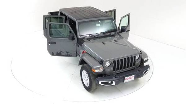 2021 Jeep Gladiator Sport S Hard Top 4x4 w/Navigation - cars & for sale in Woodland, CA – photo 15