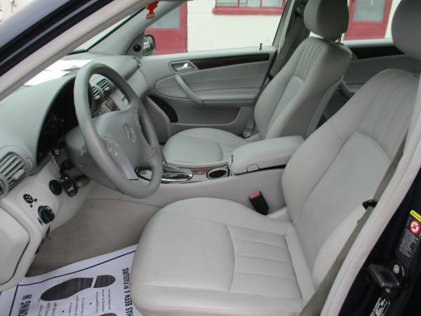 2006 Mercedez-Benz C280 Lexury **4MATIC/ Leather & Sunroof for sale in Roanoke, VA – photo 14