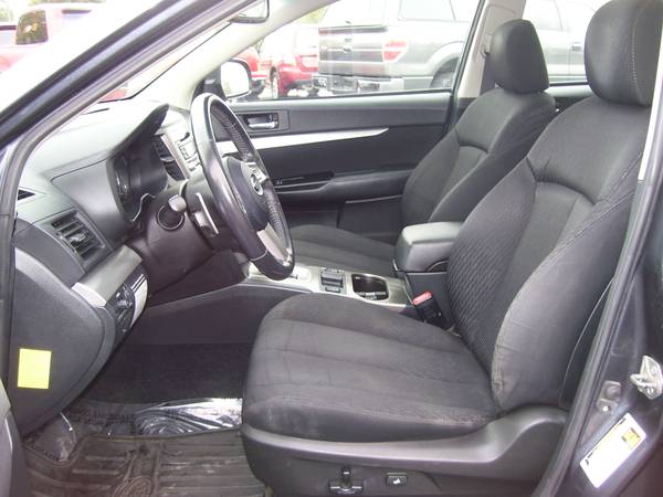 2010 Subaru Legacy Premium AWD for sale in Alliance, OH – photo 4