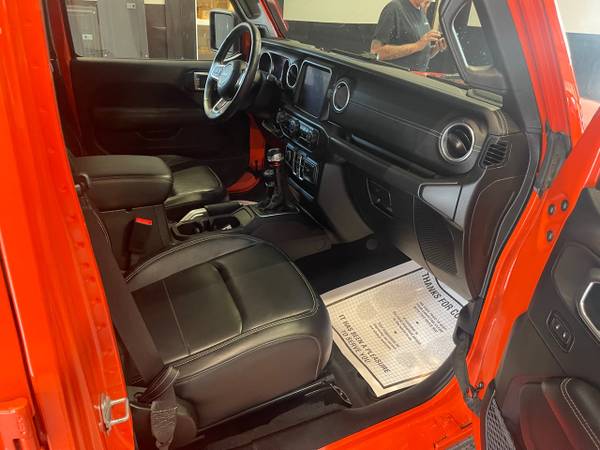 2018 Jeep Wrangler Unlimited Sahara 4x4 - - by dealer for sale in Manville, RI – photo 16
