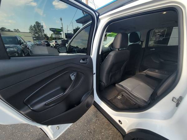 2017 Ford Escape SE 1FMCU0GD3HUE80755 - - by dealer for sale in Bellingham, WA – photo 10