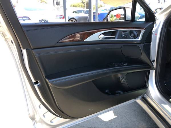 2019 Lincoln MKZ Hybrid Reserve I sedan Ingot Silver Metallic - cars for sale in San Diego, CA – photo 16