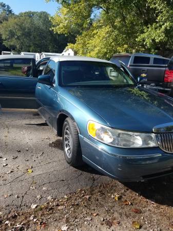 2002 Lincoln town car for sale in Black Mountain , NC
