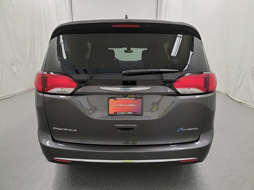 2018 Chrysler Pacifica Hybrid Touring Plus FWD for sale in Hopkins, MN – photo 5