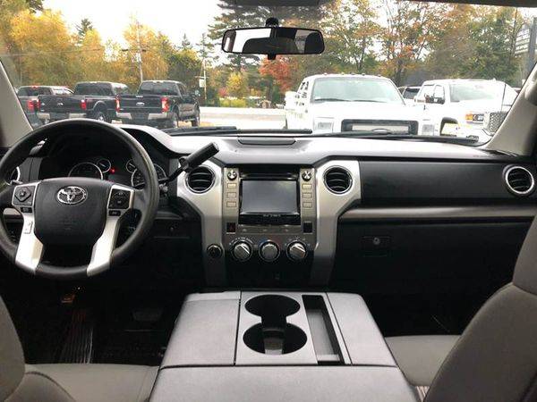 2014 Toyota Tundra SR5 4x4 4dr Double Cab Pickup SB (5.7L V8) for sale in Kingston, NH – photo 12