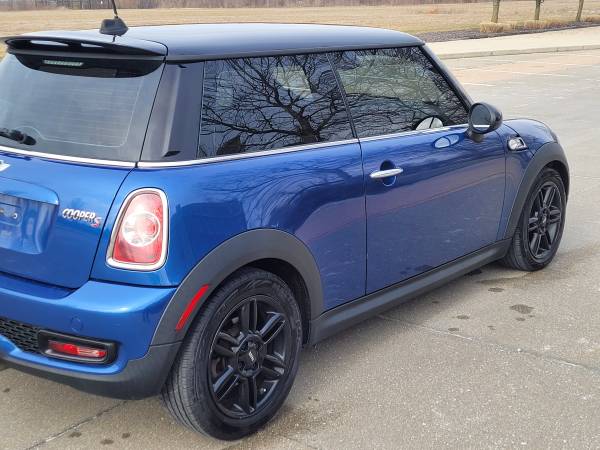 2013 Mini Cooper S 2 door coupe 6 speed manual for sale in Indianapolis, IN – photo 5
