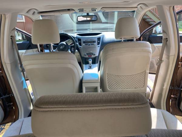 2011 Subaru Outback for sale in Overland Park, MO – photo 9
