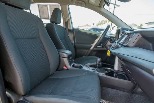 2018 Toyota RAV4 LE SUV for sale in Costa Mesa, CA – photo 18