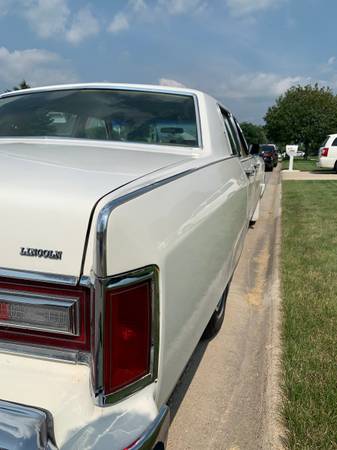 1977 Lincoln Continental 75K Miles for sale in New Lenox, IL – photo 9