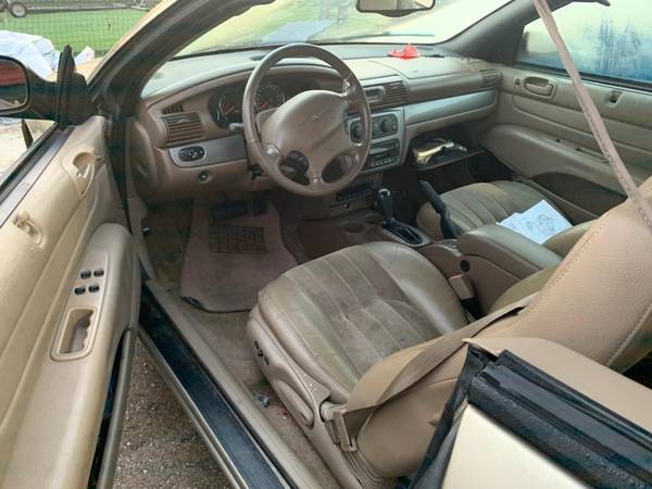 2004 Chrysler Sebring Convertible for parts or fix for sale in Brighton, MI – photo 3
