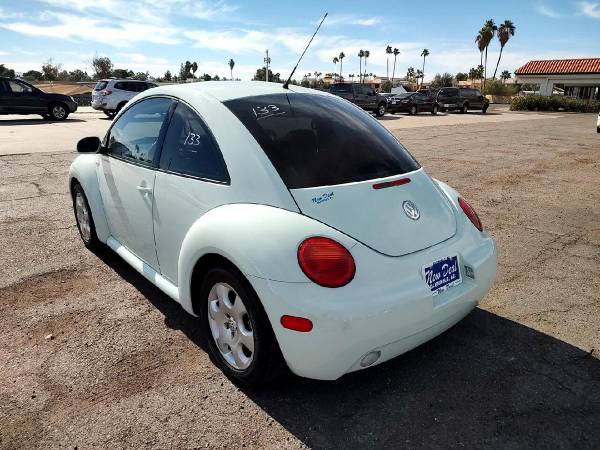 2002 Volkswagen New Beetle 2dr Cpe GLS Auto FREE CARFAX ON EVERY for sale in Glendale, AZ – photo 3