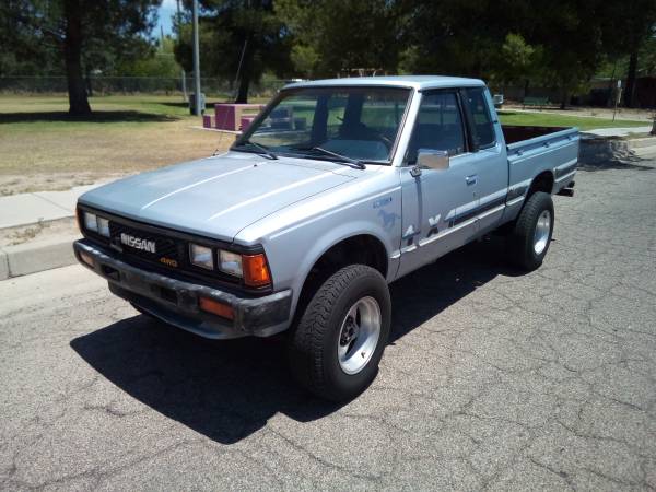 ***REDUCED*** 1984 Nissan 720 4X4 King Cab Truck Deluxe Model for sale in Tucson, AZ – photo 2