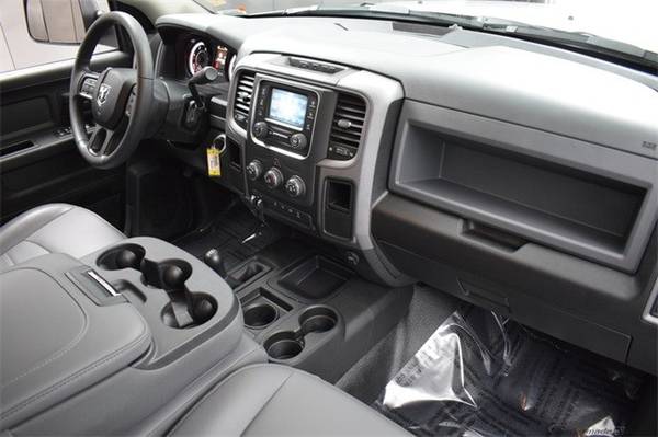 LIKE NEW 2018 Dodge Ram 2500 Diesel Tradesman 4WD Cab 4X4 PICKUP TRUCK for sale in Sumner, WA – photo 19