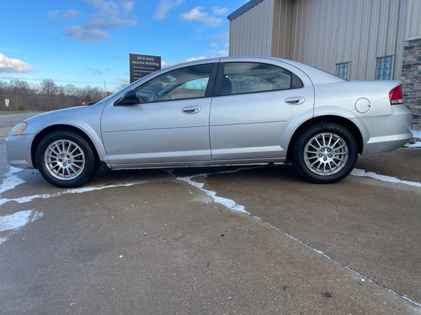 2005 Chrysler Sebring LX - Only 47, 000 Miles - 2 4L I4 - NewTires for sale in Uniontown , OH – photo 7