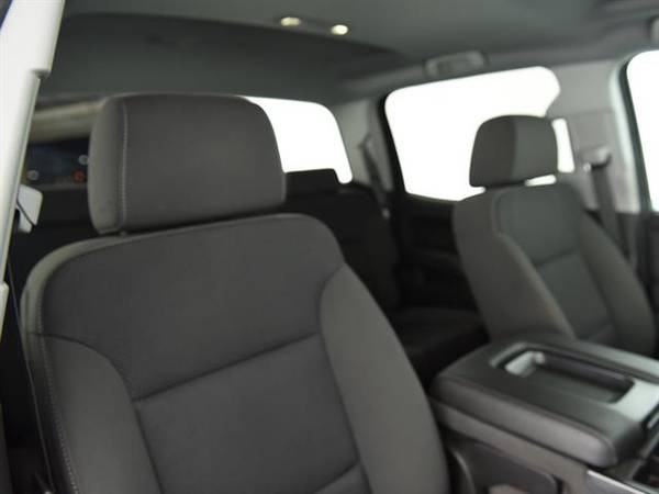 2018 Chevy Chevrolet Silverado 1500 Crew Cab LT Pickup 4D 5 3/4 ft for sale in Atlanta, CA – photo 5