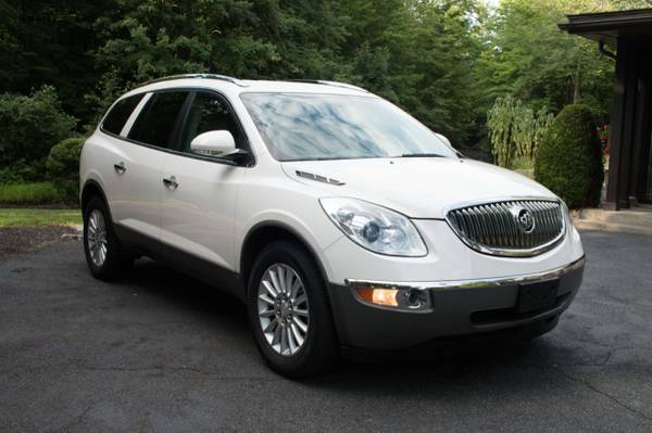 2008 Buick Enclave AWD 4dr CXL for sale in Hampden, MA – photo 3