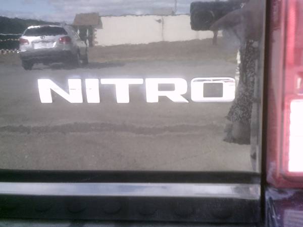 2011 DODGE NITRO HEAT 4X4 - cars & trucks - by dealer - vehicle... for sale in BERKELEY SPRINGS, WV – photo 11