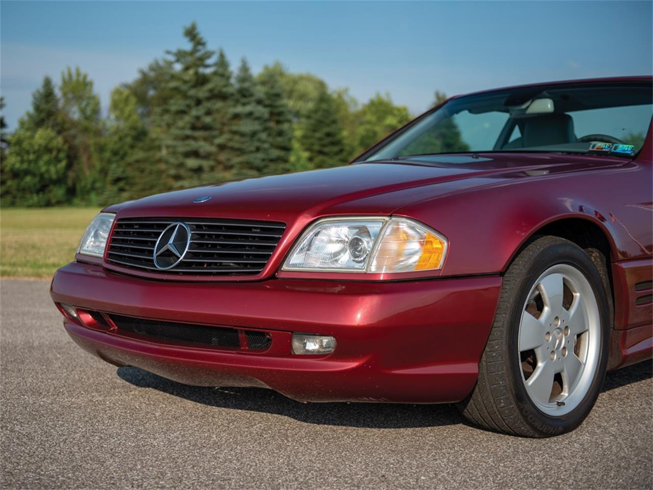 For Sale at Auction: 1999 Mercedes-Benz SL500 for sale in Auburn, IN – photo 12