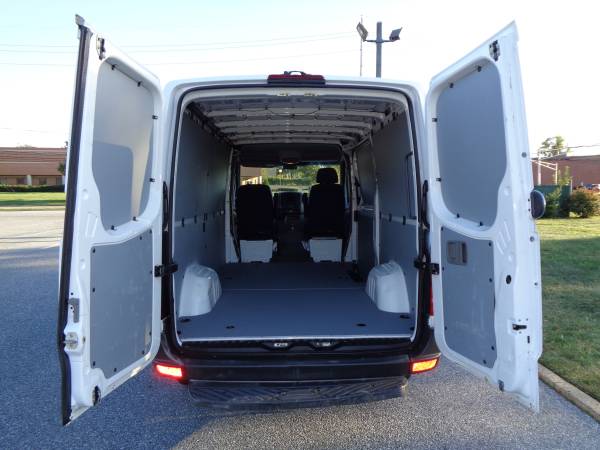 2014 MERCEDES-BENZ SPRINTER 2500 CARGO 144WB! 1-OWNER, RUNS VERY WELL! for sale in Palmyra, NY – photo 22