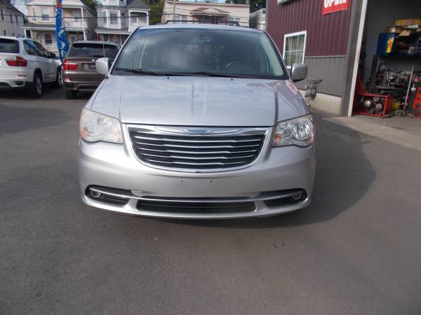 2012Chrysler Town&Country! Guaranteed Credit Approval! for sale in Albany, NY – photo 3