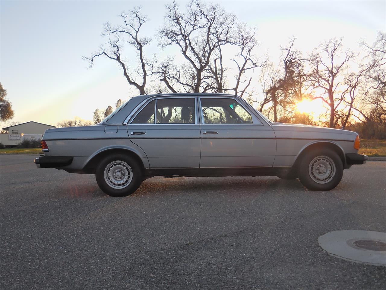 1982 Mercedes-Benz 300D for sale in Anderson, CA – photo 3