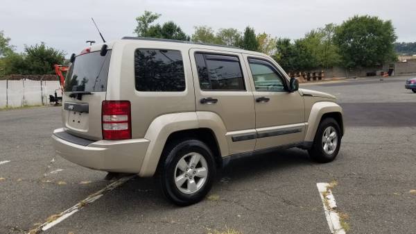 2011 Jeep Liberty Sport - Great Condition for sale in Alexandria, District Of Columbia – photo 5