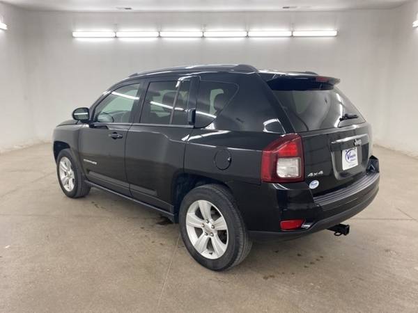 2014 Jeep Compass Sport - - by dealer - vehicle for sale in ottumwa, IA – photo 7
