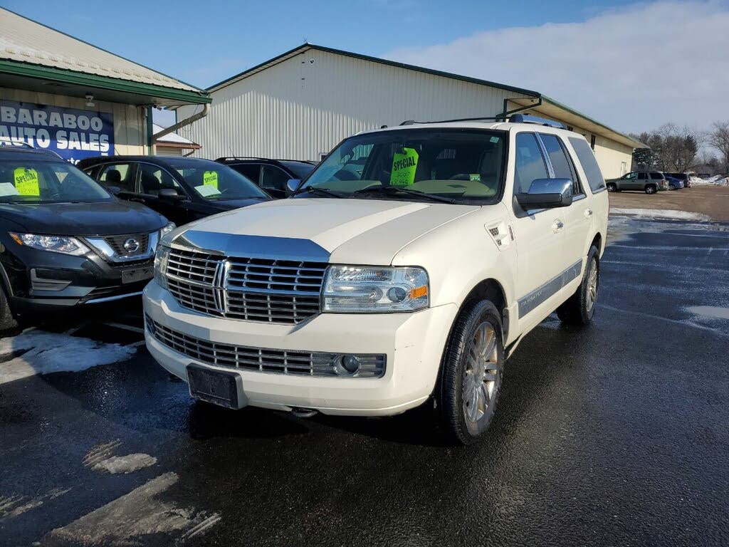 2007 Lincoln Navigator Ultimate 4WD for sale in Baraboo, WI – photo 2