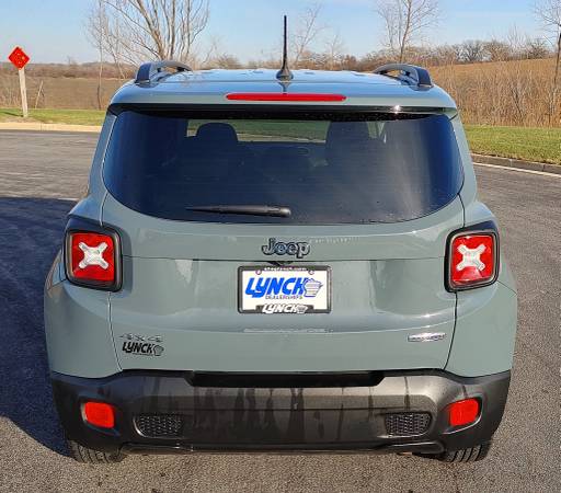 ~ ~ ~ 2017 Jeep Renegade Latitude 4x4 ( ONLY 79K MILES!!! ) ~ ~ ~ -... for sale in Mukwonago, WI – photo 6