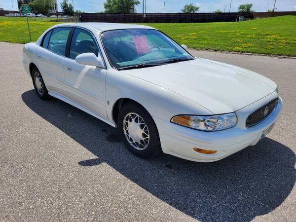 2003 Buick LeSabre Custom - - by dealer - vehicle for sale in Moorhead, ND – photo 3