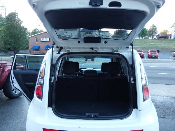 2011 kia Soul + *Clean Carfax* for sale in Roanoke, VA – photo 19