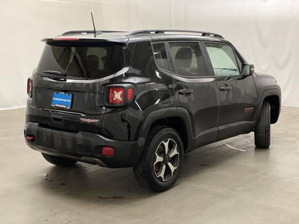 2019 Jeep Renegade 4x4 4WD Trailhawk SUV - - by dealer for sale in Portland, OR – photo 3