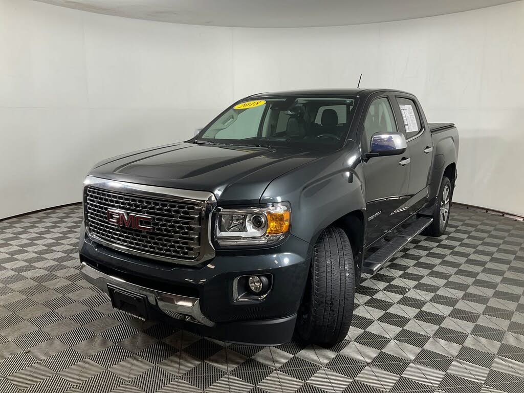 2018 GMC Canyon Denali Crew Cab 4WD for sale in Davenport, IA – photo 3